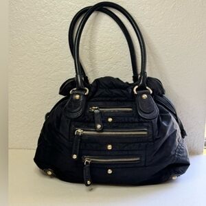 Tod's Black Shoulder Bag with Zipper Accents